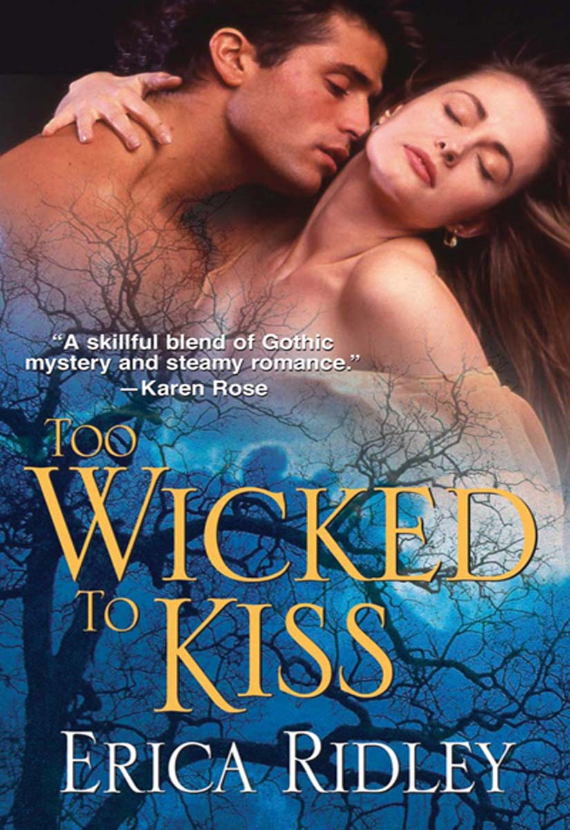 Too Wicked to Kiss: Gothic Historical Romance